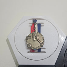 Cargar imagen en el visor de la galería, Exhibidor de medallas - Hexágono
