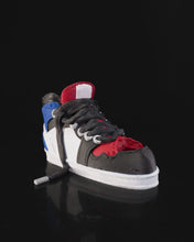 Cargar imagen en el visor de la galería, Macetero - Zapatilla