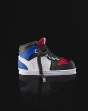 Cargar imagen en el visor de la galería, Macetero - Zapatilla