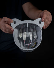 Cargar imagen en el visor de la galería, Lámpara de pared - León